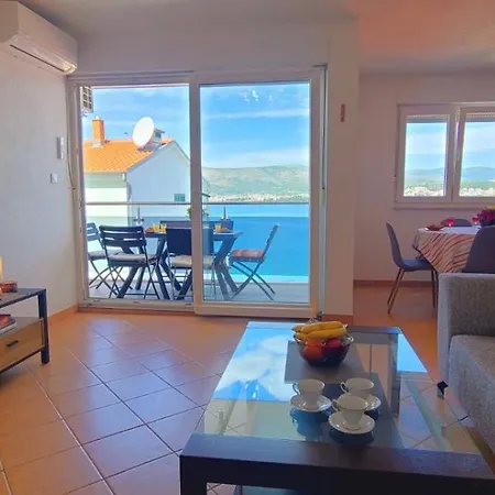 Large Seaview Apt, 150m To Beach, 4km From - Nora Apartment *